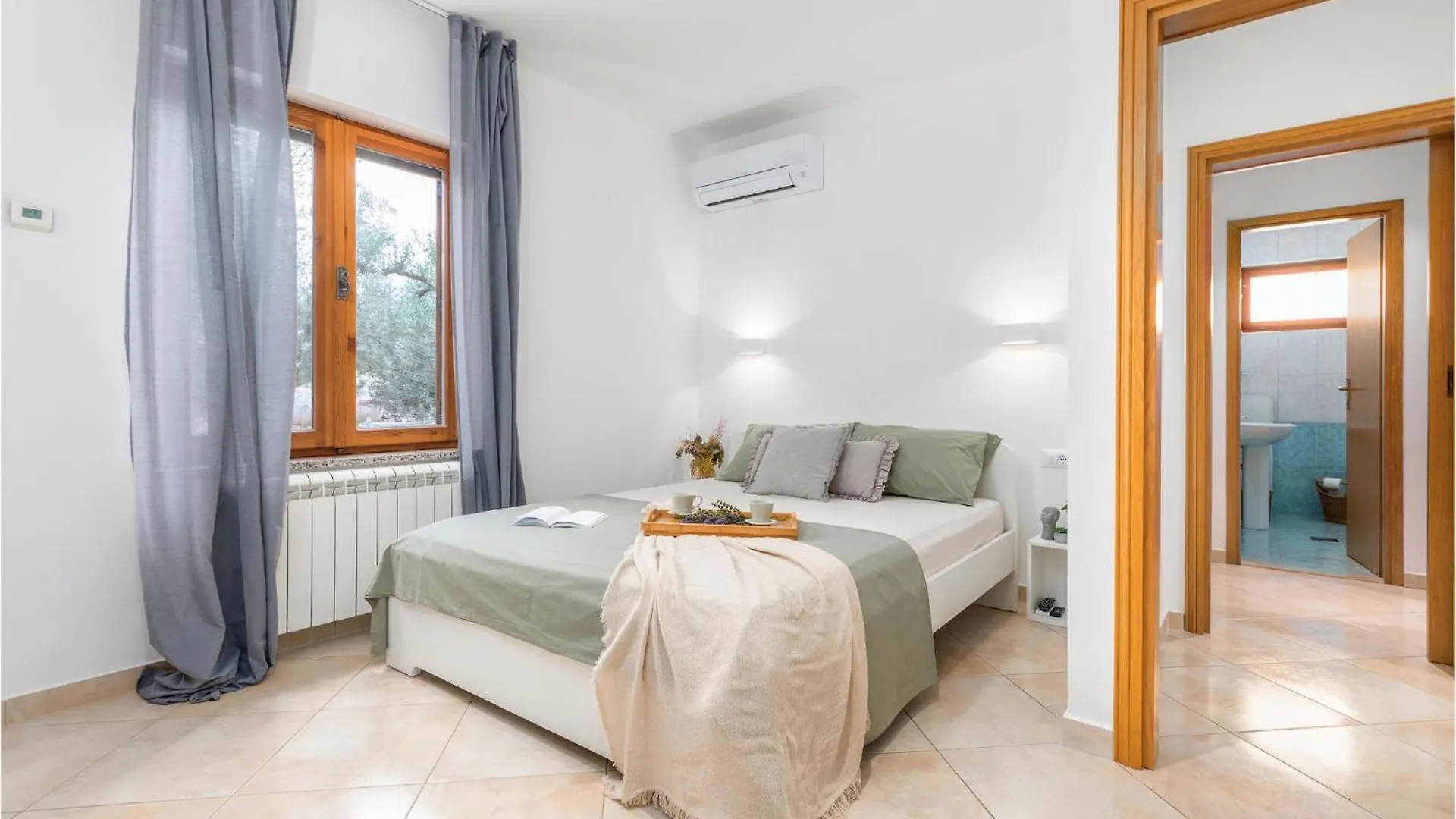 Gorgeous Home In Galizana With Wifi