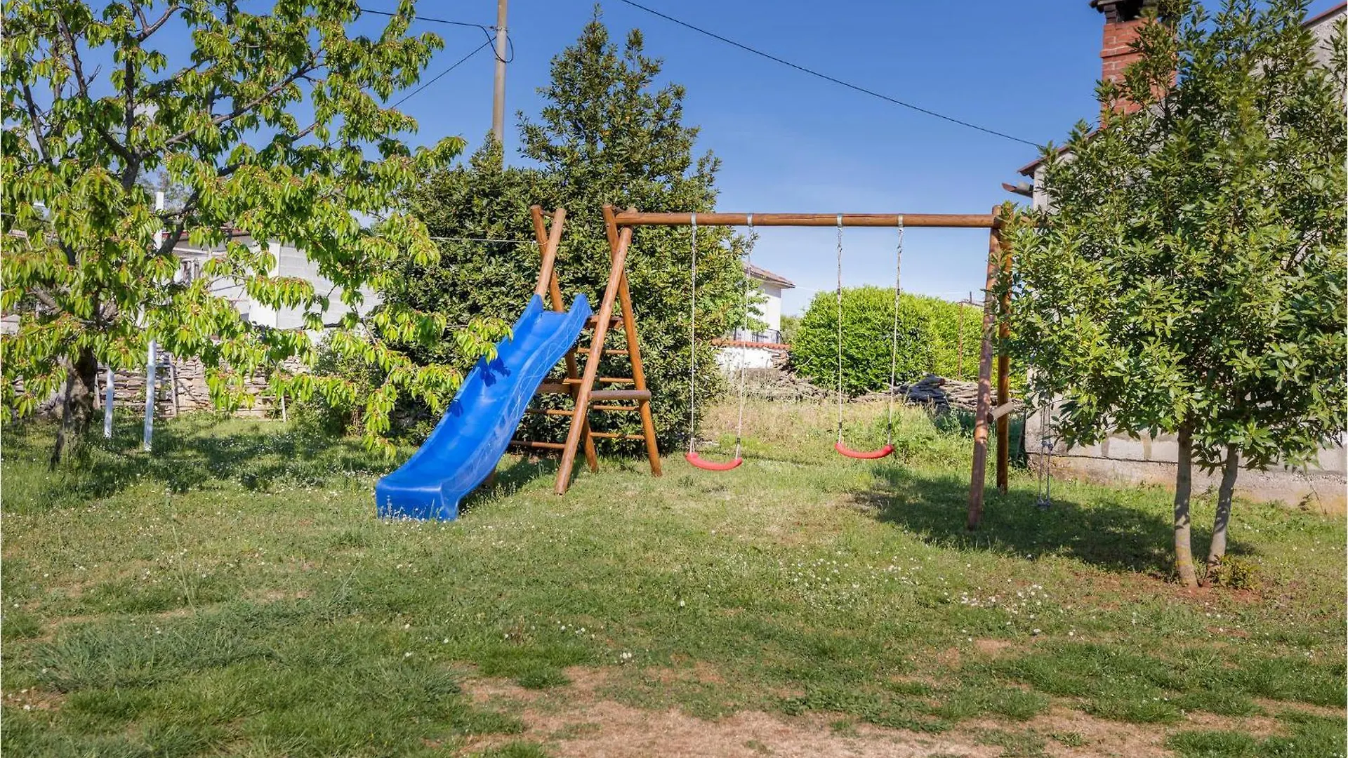 Gorgeous Home In Galizana With Wifi 0*,  Croatia